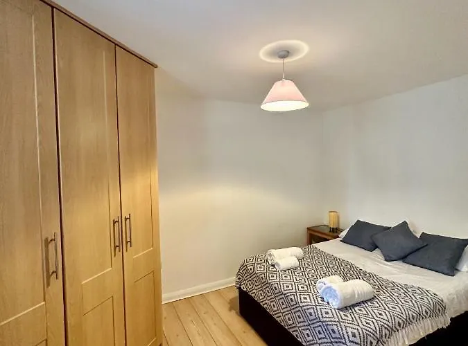 Overlooking Centre Daire *